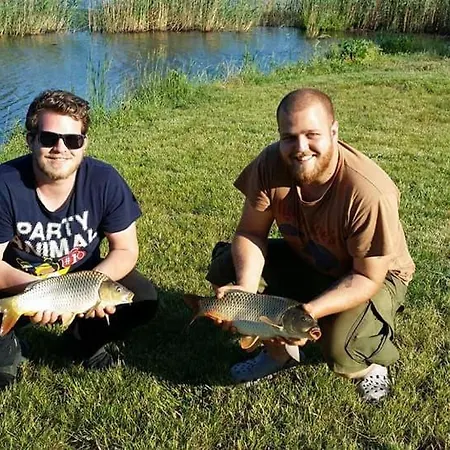 Kis-tisza Apartmanhazak Tokaj- Hegyalja Tiszaladany