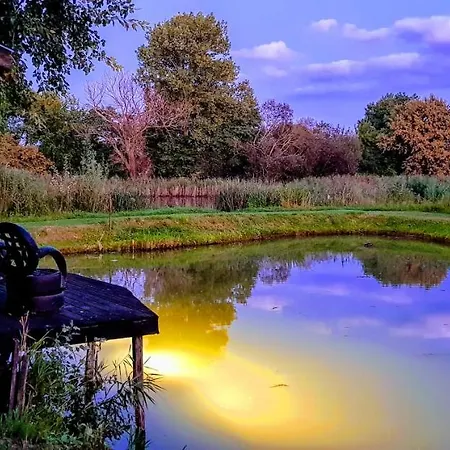 Kis-tisza Apartmanhazak Tokaj- Hegyalja