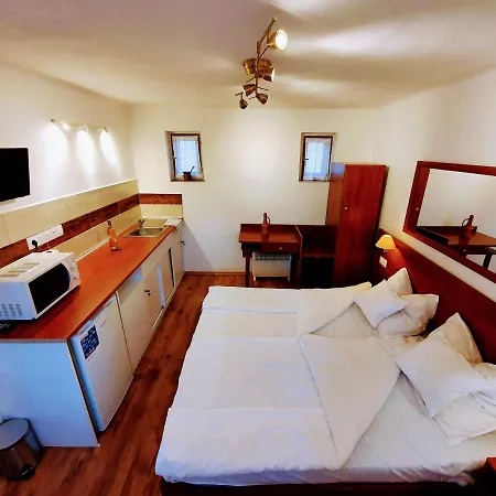 Kis-tisza Apartmanhazak Tokaj- Hegyalja Apartament *