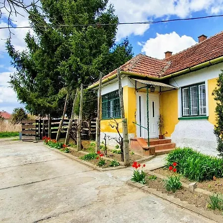 Kis-tisza Apartmanhazak Tokaj- Hegyalja Apartment